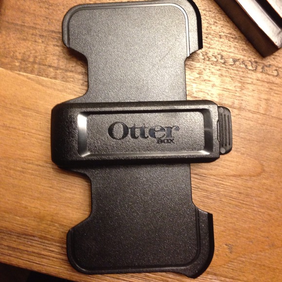 New  iPhone 5/5S black otter box belt kit - Picture 1 of 2