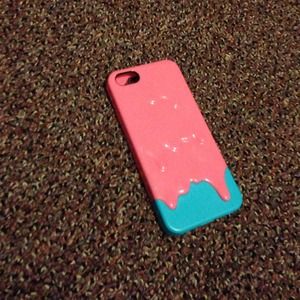 Iphone 5s melt case
