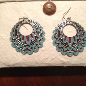 $8 fun and flirty earrings ! ⚡️🔥🌙💛