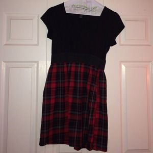 Black& Plaid Elastic Waist Dress