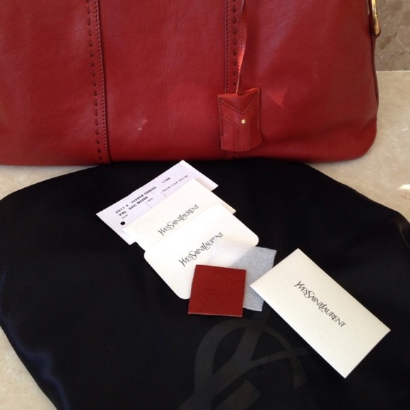 🎉2xHP🎉💯 Authentic YSL Deep Maroon Leather Muse✨ - Picture 7 of 8