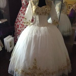 Quince Dress gold and ivory