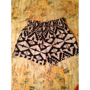 Tribal printed shorts