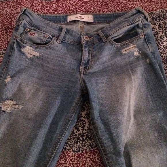 🔴🔴SOLD🔴🔴HOLLISTER Light-Washed Jeans