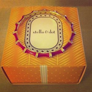 Stella & Dot Julep Bangle- Pink