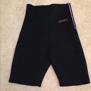Curves trimming workout shorts