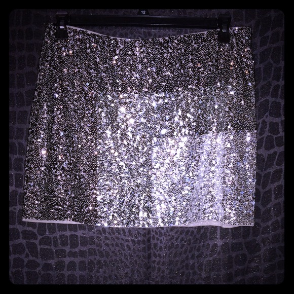 Express sequin skirt!