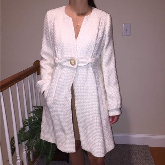 Winter White Beth Bowley coat. NWT