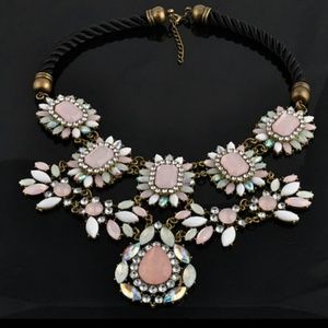 HOLD Sassylizzy87 Necklace earrings