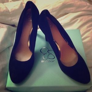 Jessica Simpson black suede heels