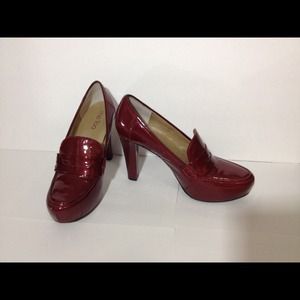 Me too® red high heels. Brand new!