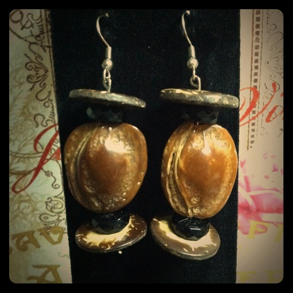 Apricot Pit Hook Earrings - Picture 3 of 5