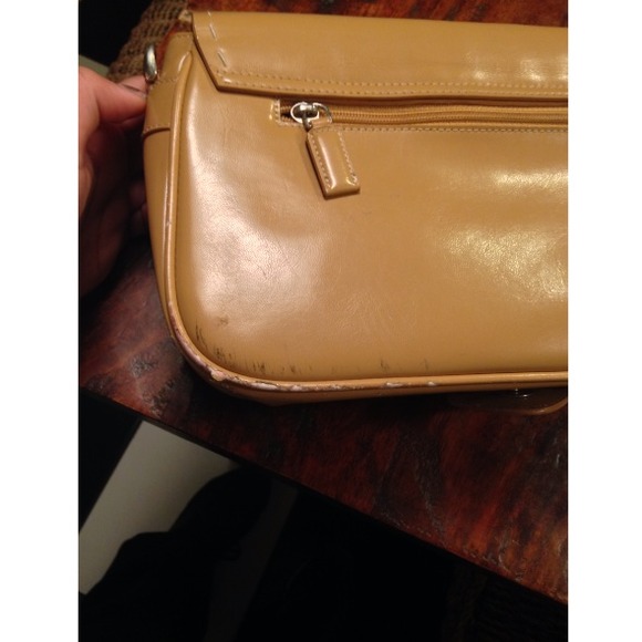 👝💄 - Picture 2 of 3