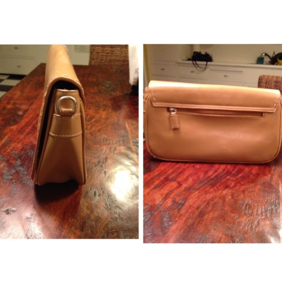 👝💄 - Picture 3 of 3