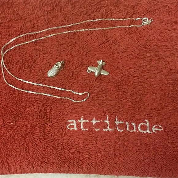 James Avery light chain, shoe and plane charm