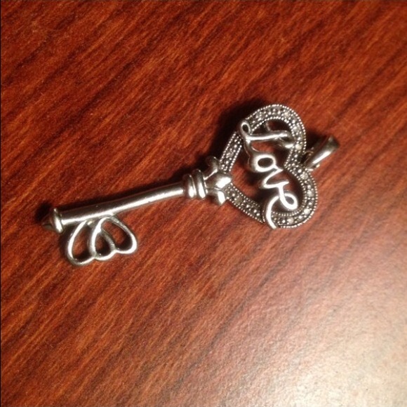 On hold for andycastro!