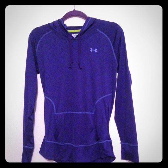 Under Armour Outfit bundle. Light pullover & pants