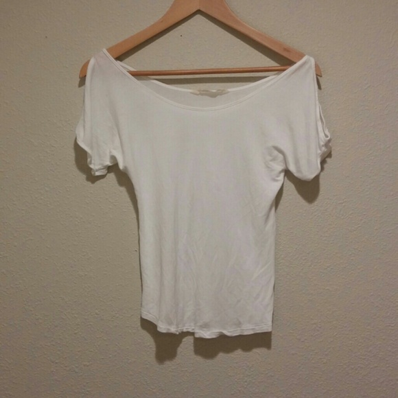 **sold**White Cold Shoulder Top