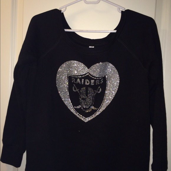 Raider sweater