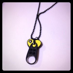 💛Harajuku Lovers Yellow Heart Zipper Necklace💛