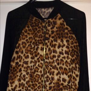 Cute sheer jacket with pockets