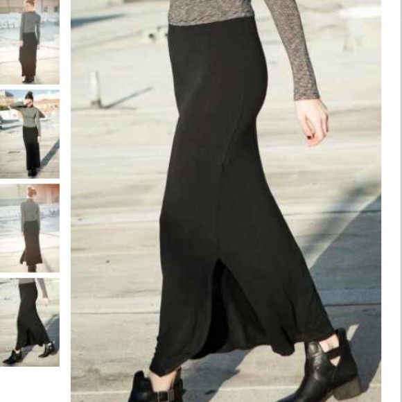 Brandy Melville Adesuwa Maxi Skirt