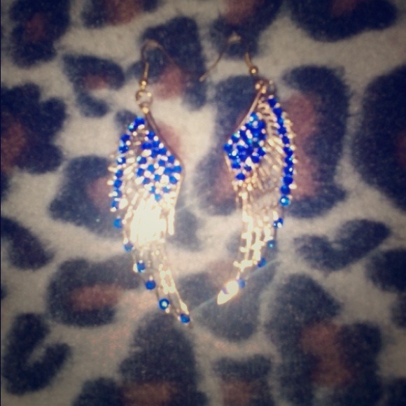 Wong earrings