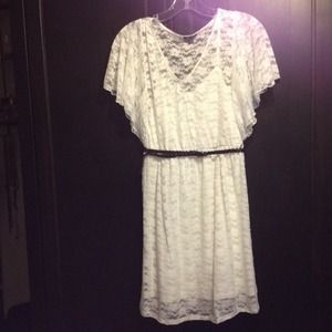White lace dress. Perfect for summer!! 💛