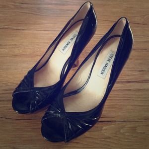 Steve Madden Peep Toe Pumps