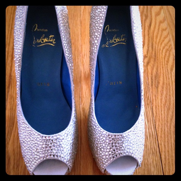 Brand new never worn shoes!