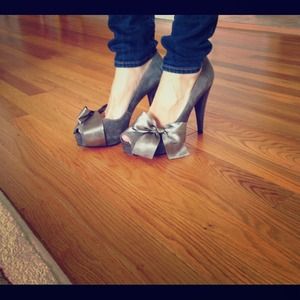 🌸super cute 🌸 Paris hilton heels!