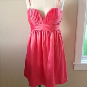 💗BCBG Sweetheart Pleated Dress💗