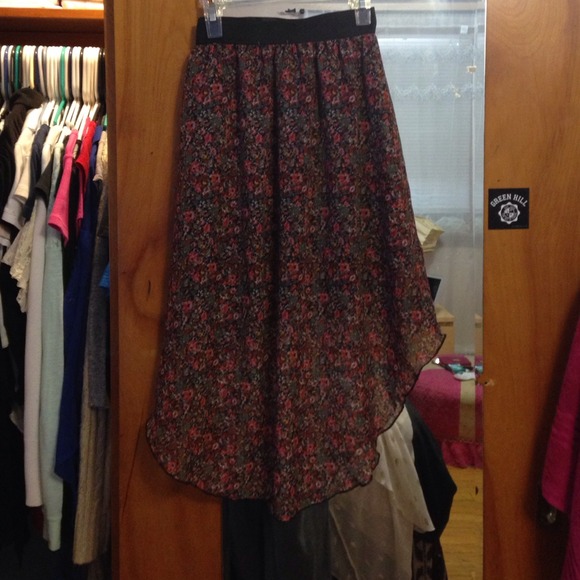 Floral high low skirt.