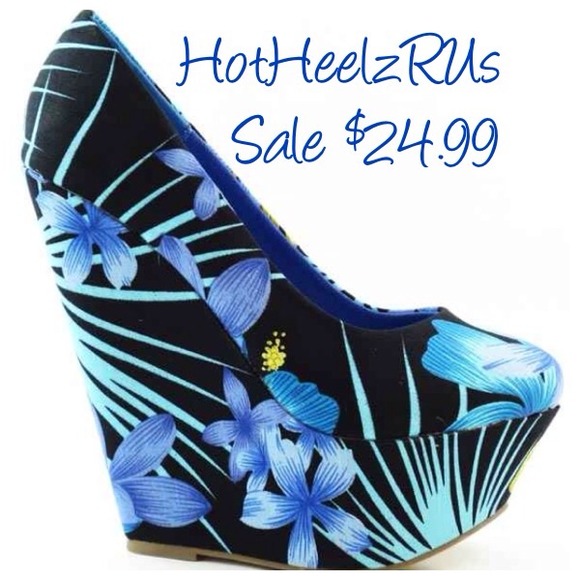 Cute and sassy Hawaiian style blue wedges