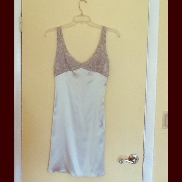 Celeste Couture Gorgeous Dress Norman LeNain Shawl - Picture 6 of 12