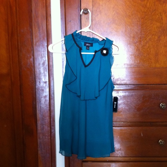 B-Wear Teal/Black Sleeveless Top w/ Beaded Brooch