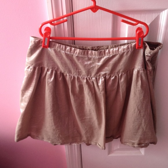 Gold skirt