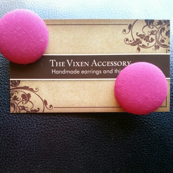 Fuschia stud earrings