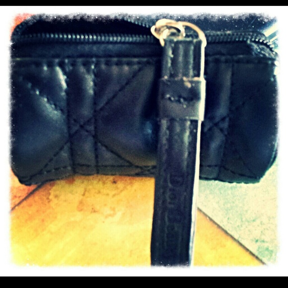 Authentic Christian Dior perfume pouch. So cute! - Picture 3 of 3