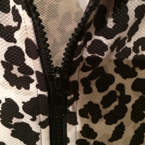 Jacket - Picture 4 of 4