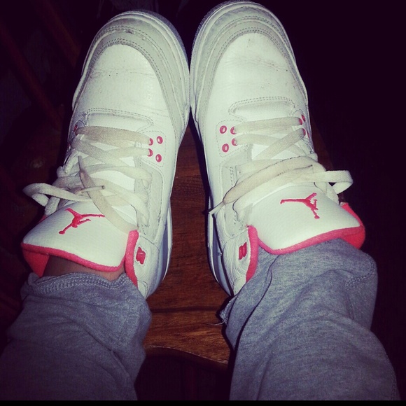 Jordan 3s .