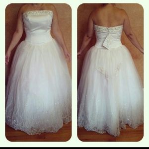Bridal/Informal Ivory Gold Gown