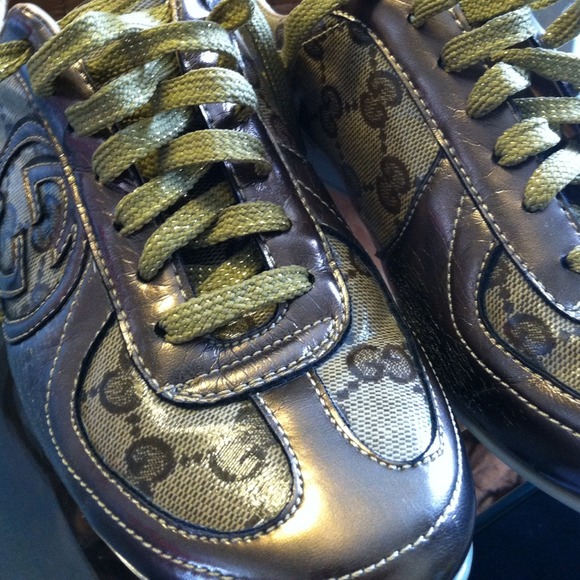 GOLD BEAUTY