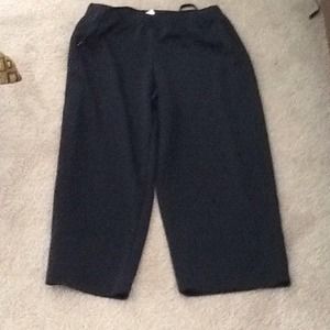 Capri Adidas workout pants with pockets