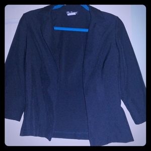 A very light and comfortable black blazer