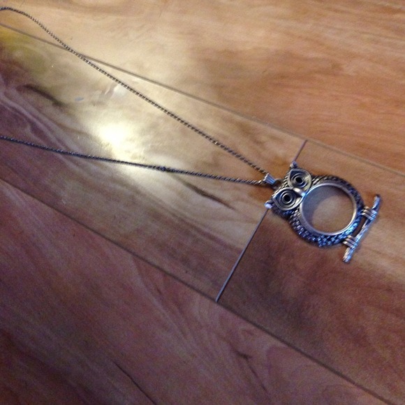 Necklace - Picture 2 of 3