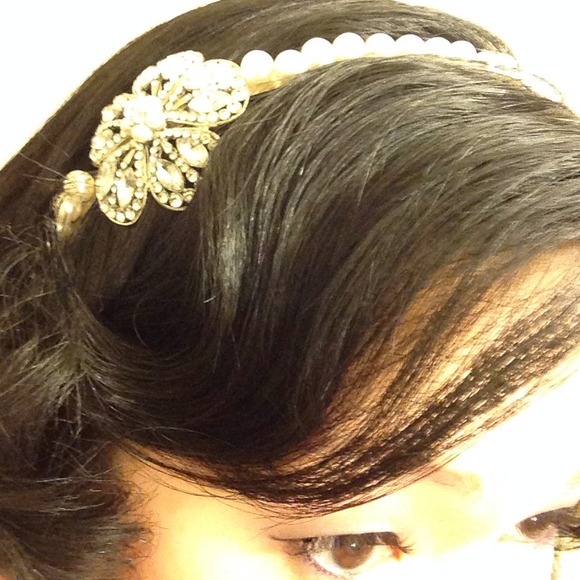 Bridal Headband or if you just want to bling out❤️