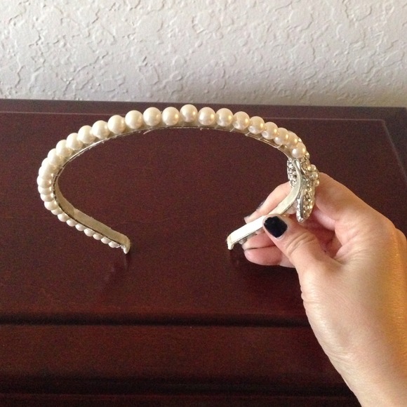 Bridal Headband or if you just want to bling out❤️ main image 4