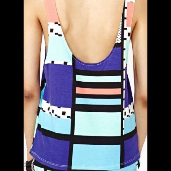 Mixed pattern tank - Picture 4 of 4