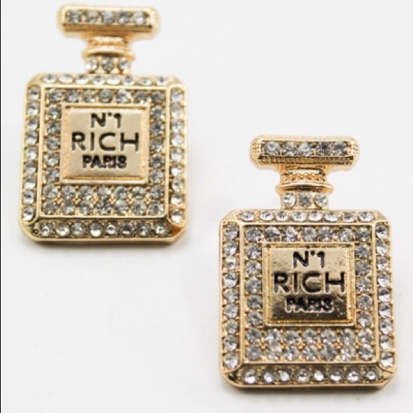 💎Chic Earrings - 3 PAIRS LEFT!